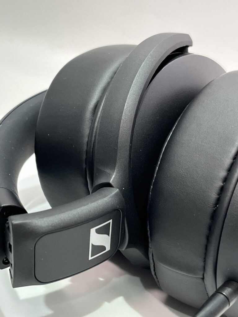 Sennheiser HD 400S - Review - Headphone Dungeon